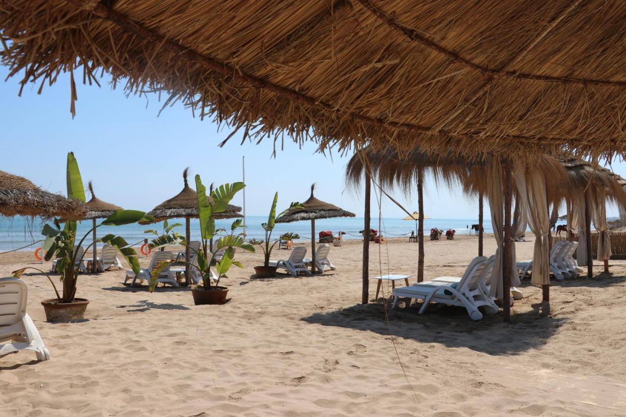 더 레지던스 투니스 감마르트 외부 사진 Playa de Sabinillas